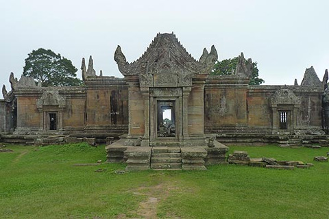 Đền Preah Vihear, tâm điểm căng thẳng biên giới giữa Campuchia và Thái Lan những năm qua. 
